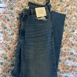 Abercrombie Ankle straight high rise